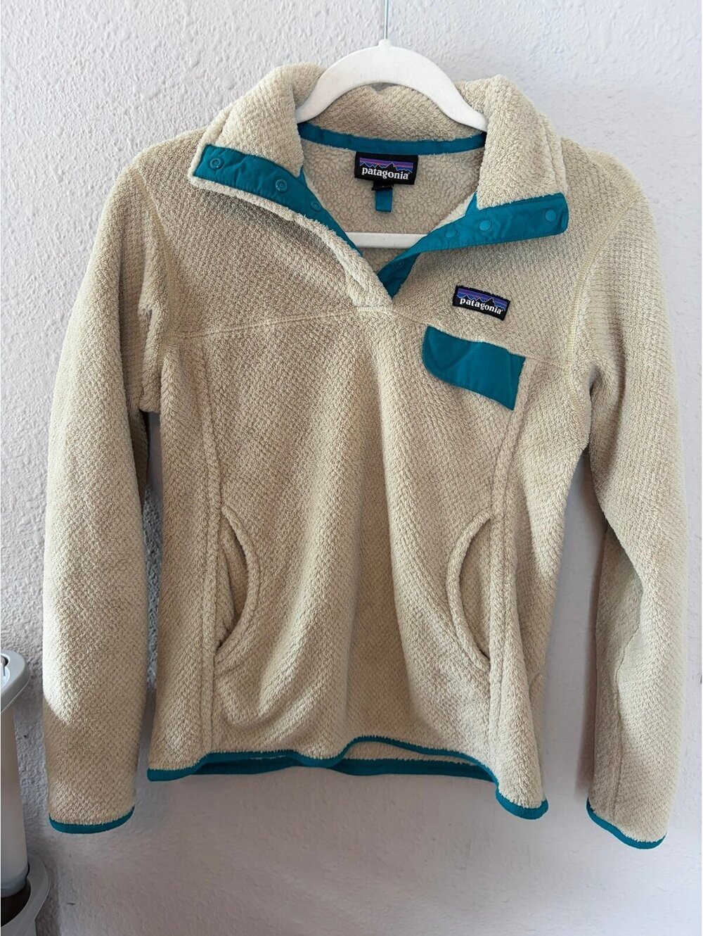 Patagonia Women's Fleece 1/4 Button Cream/Teal Blue size S. GUC